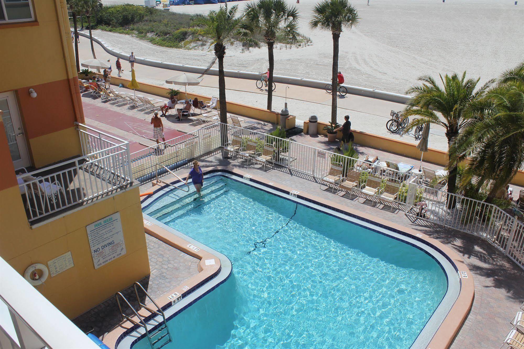 Page Terrace Beachfront Hotel St. Pete Beach Ngoại thất bức ảnh